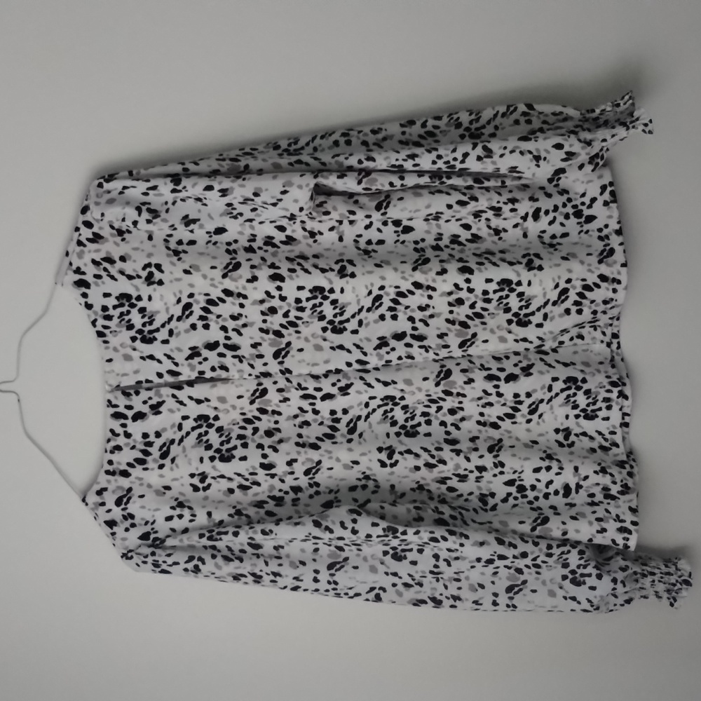 Women's blouse,size Large,white, pink, and black excellent condition, Melloday - Picture 3 of 3